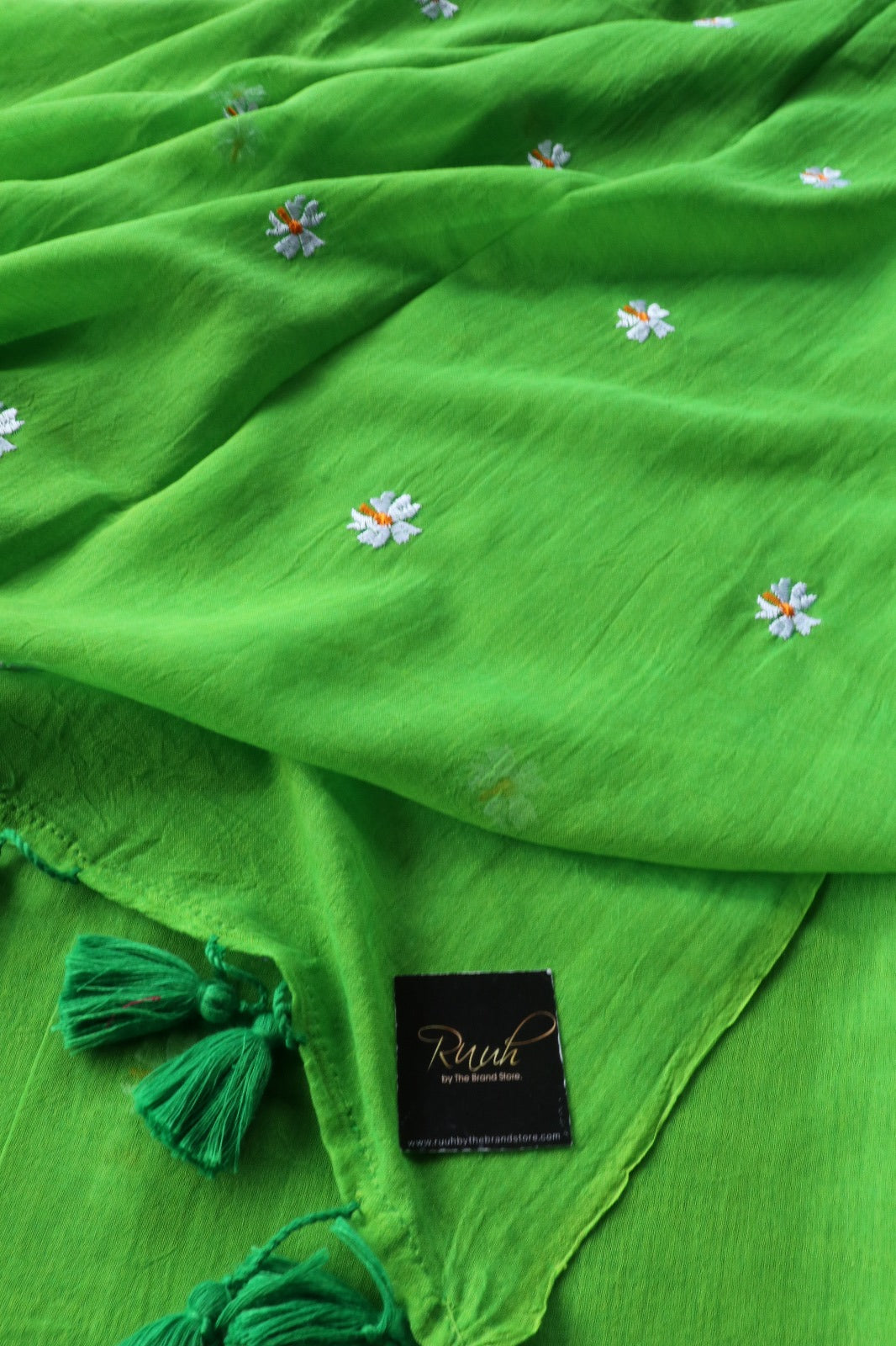 GREEN MULMUL PARIJAT EMBROIDERY