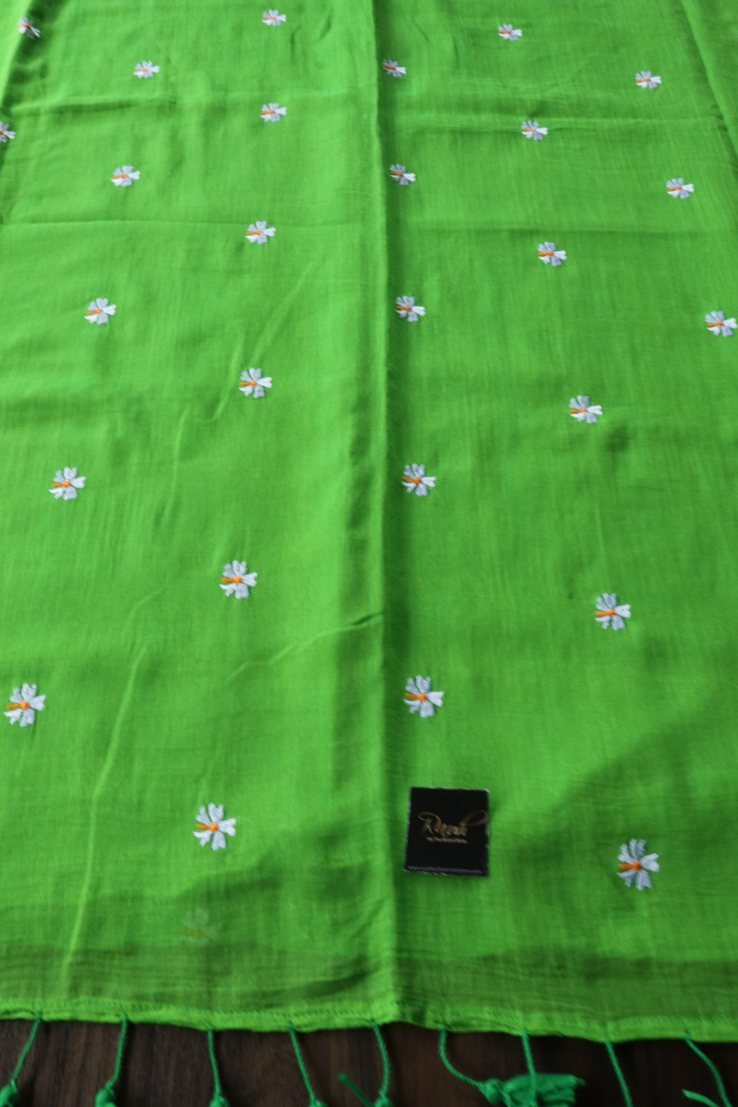 GREEN MULMUL PARIJAT EMBROIDERY
