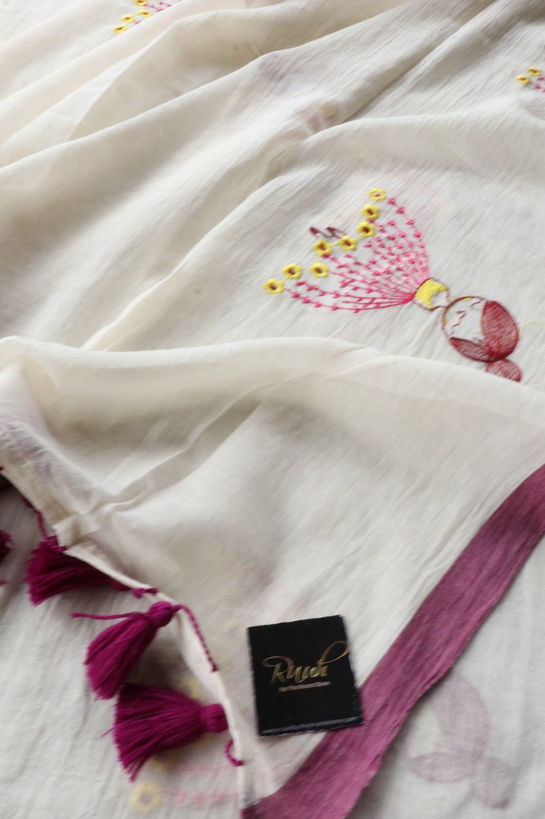 CREAM MULMUL DOLL EMBROIDERY