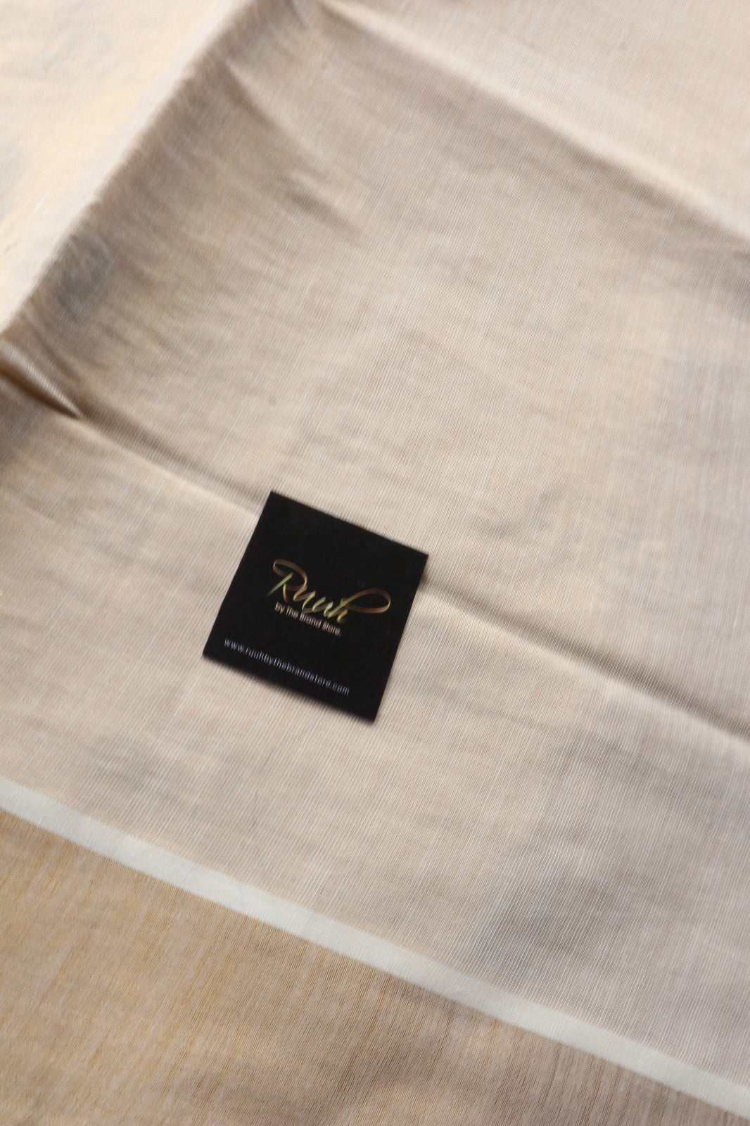 AKSHARAMALA ON KERALA TISSUE -RED & GOLD