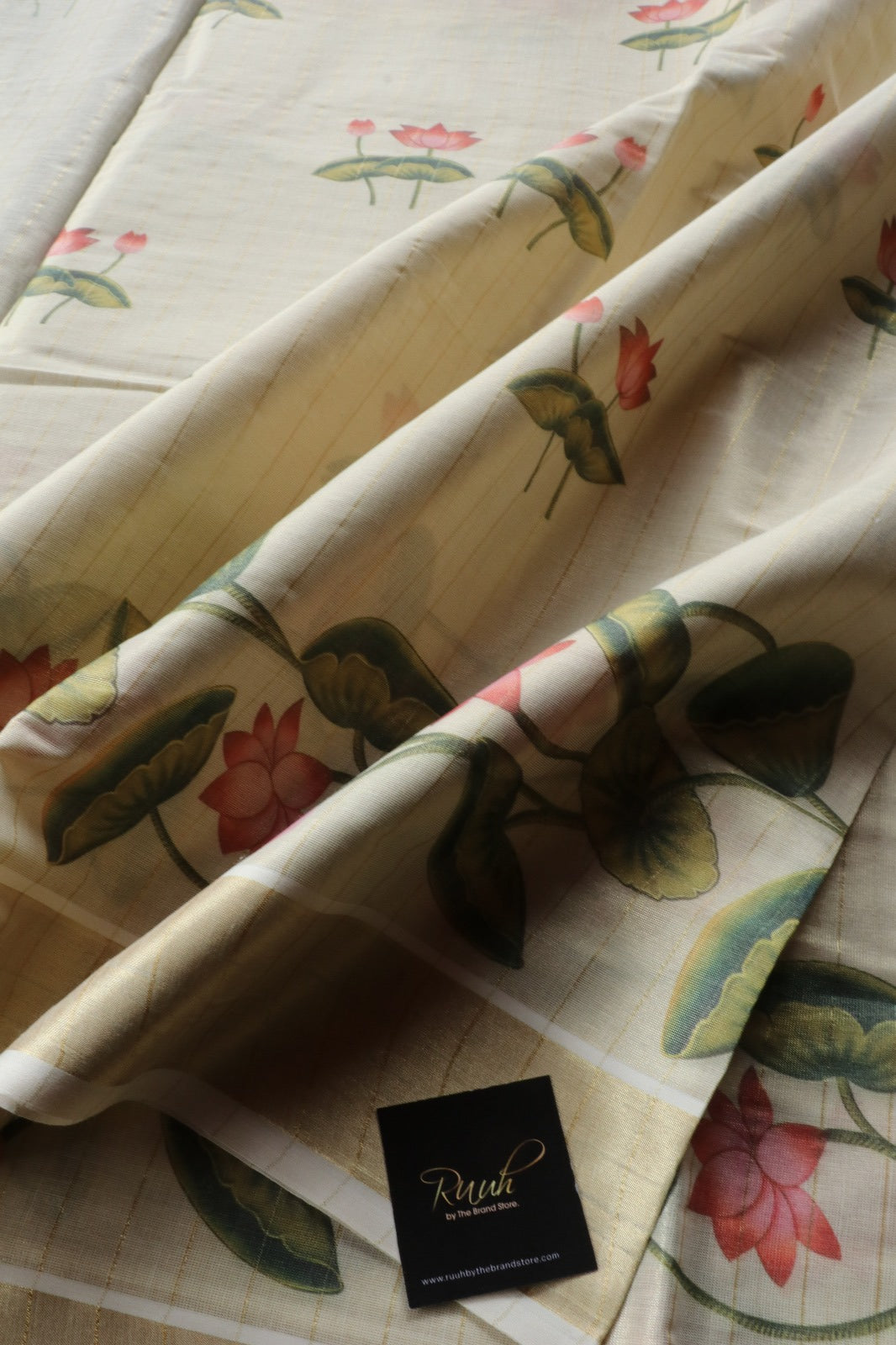 LOTUS PRINTED KERALA TISSUE CHECK SAREE