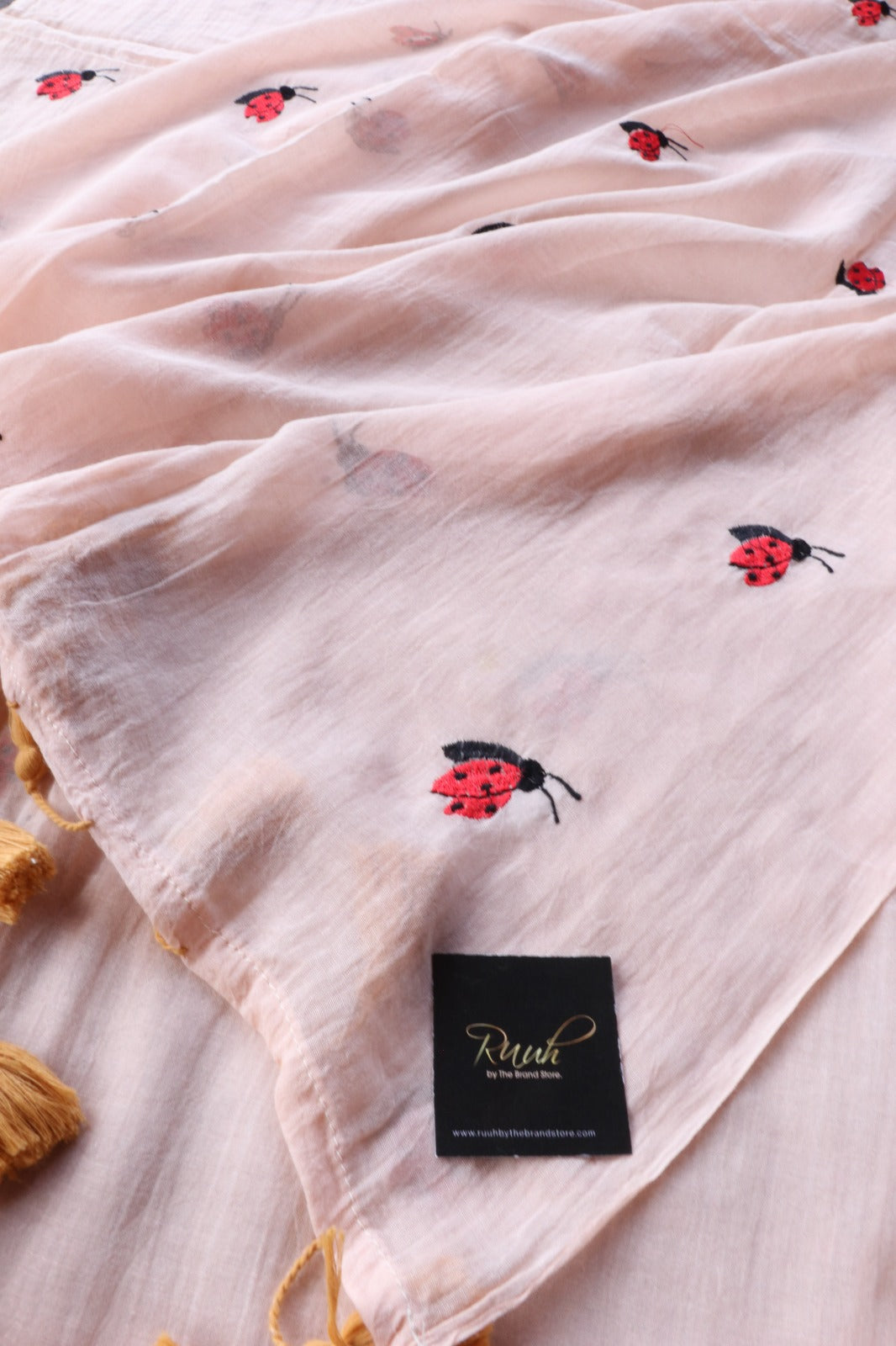 LIGHT PEACH MULMUL HONEY BEE EMBROIDERY
