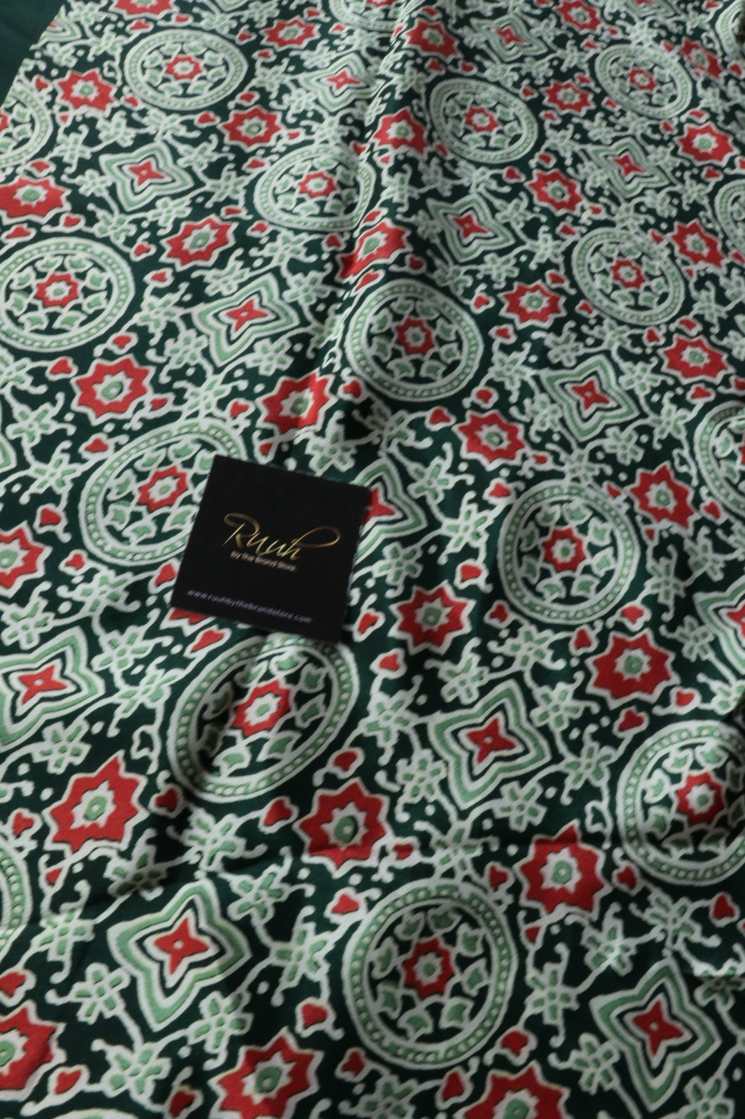 DARK GREEN SEMI MODAL SATIN SILK
