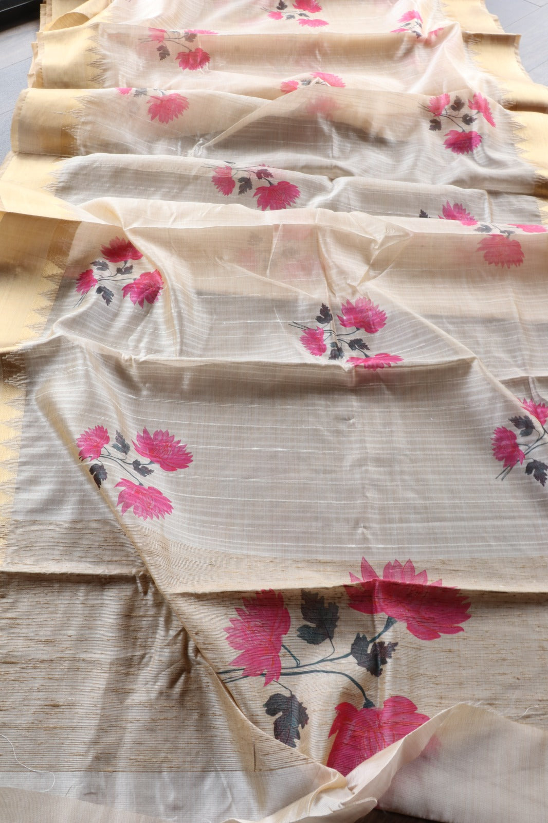 PINK FLORAL PRINTED SEMI SILK SAREE