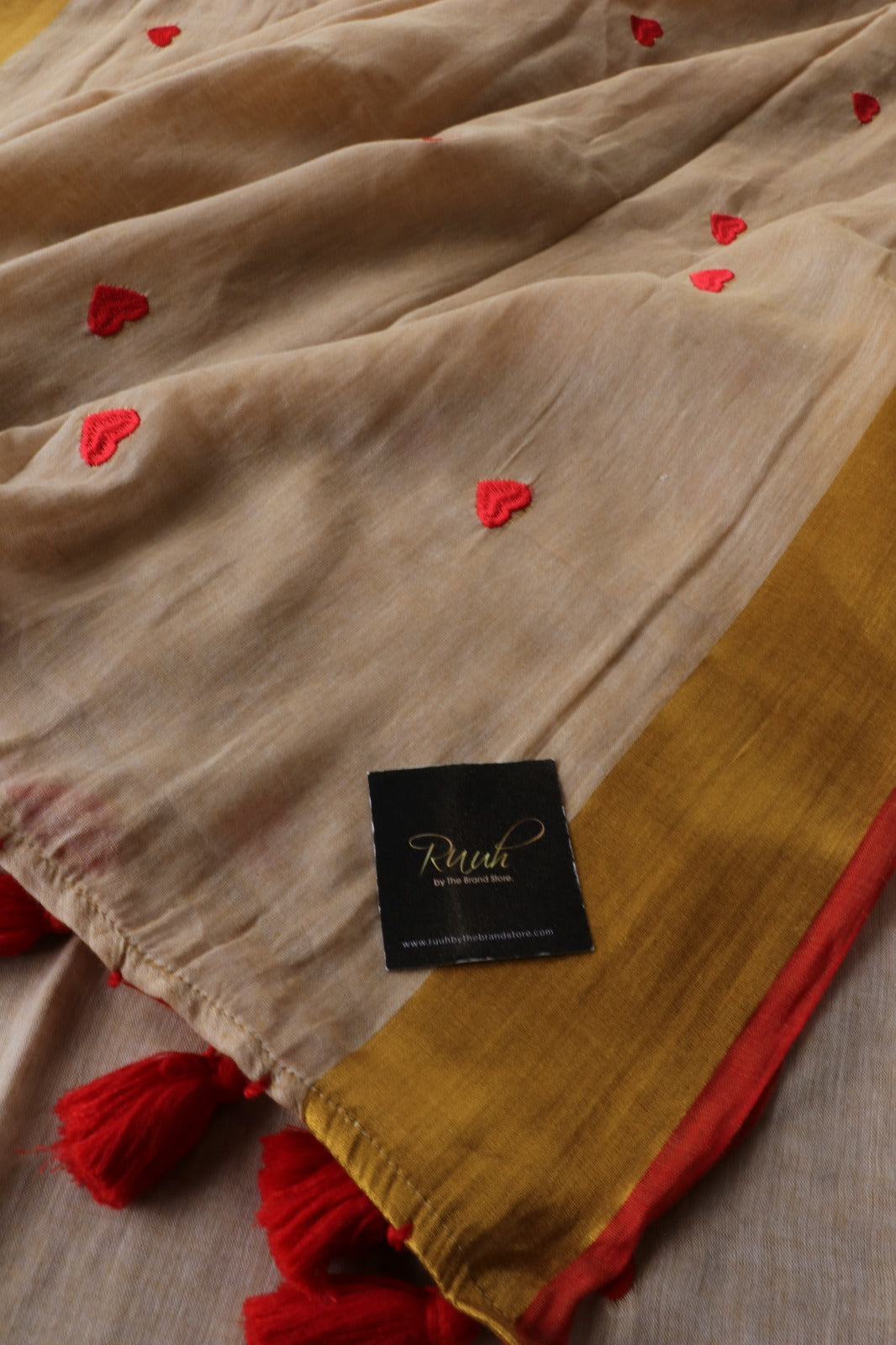 RED HEART EMBROIDERED MULMUL SAREE