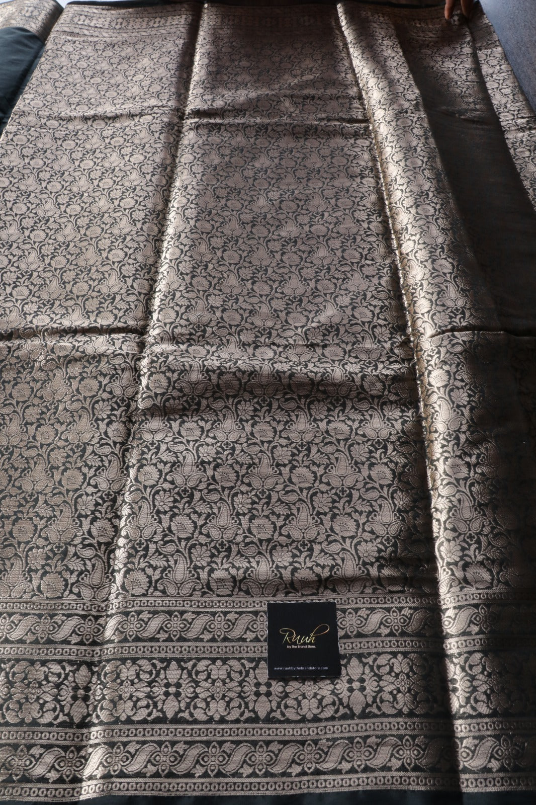 BLACK BANARASI SEMI KATAN SAREE