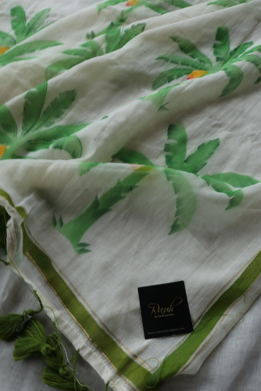 VAZHA HANDPAINTED MULMUL COTTON SAREE