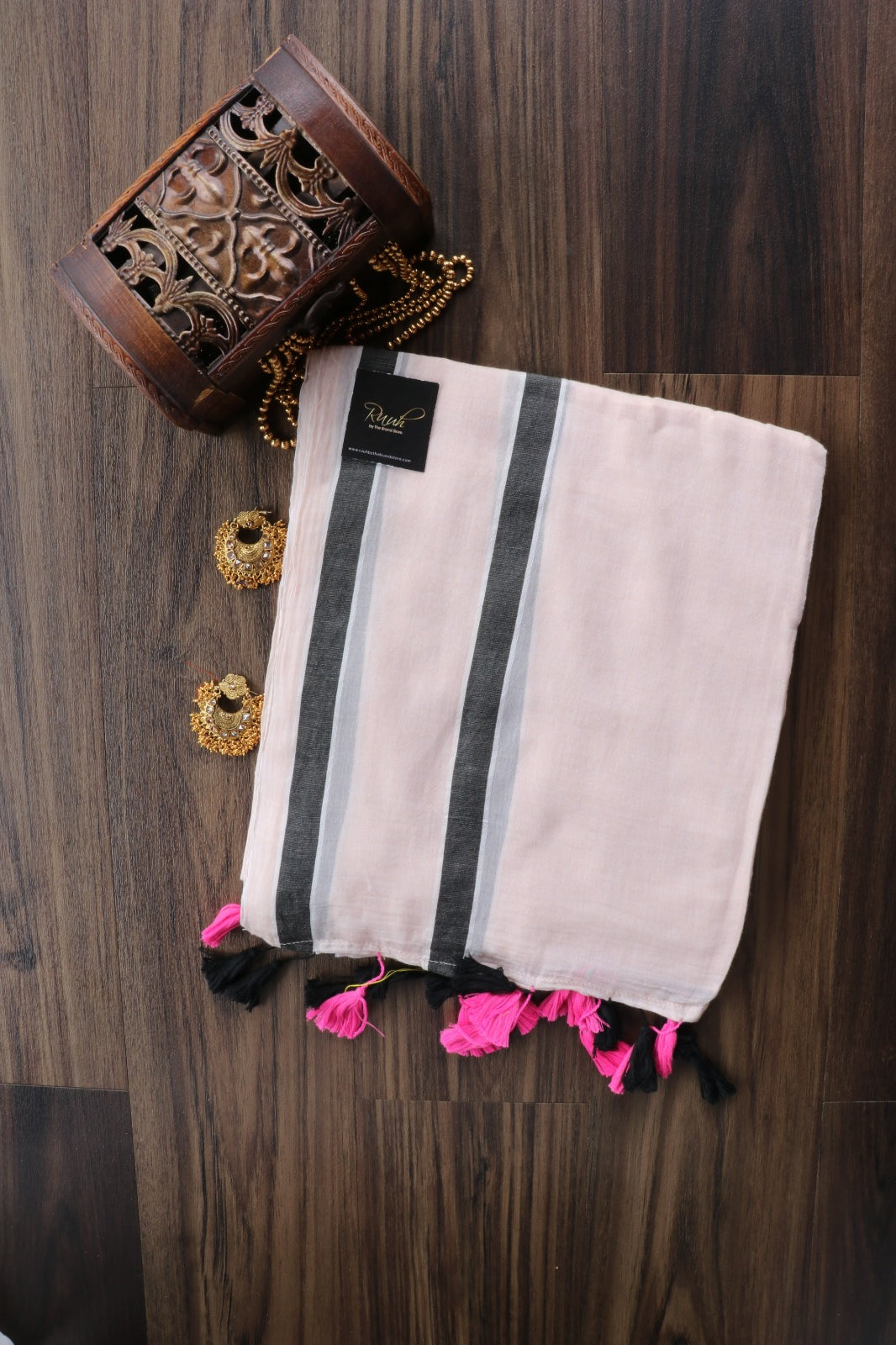 BEIGE WITH BLACK BORDER MULMUL SAREE