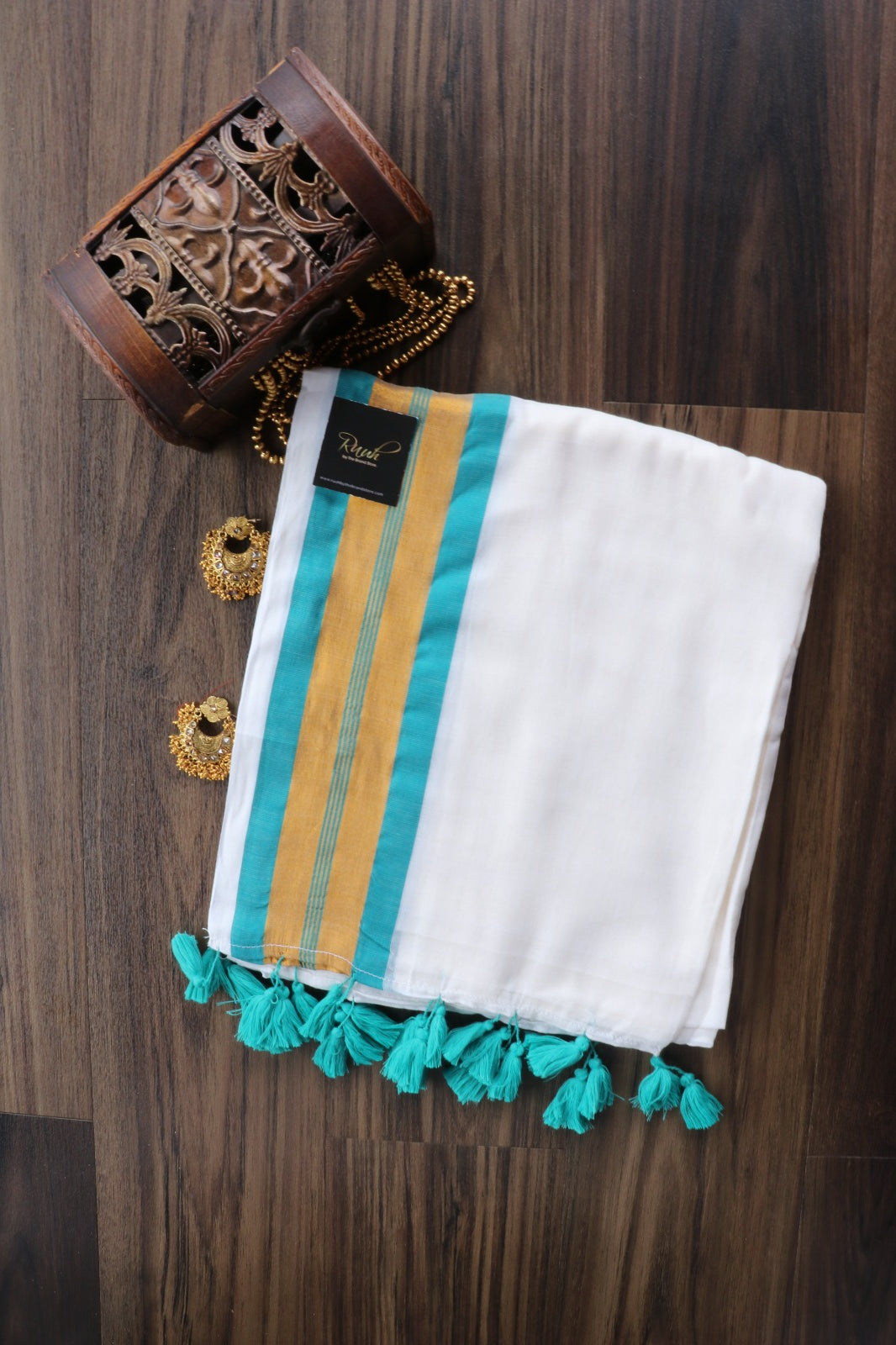 FIROZI BLUE BORDER MULMUL SAREE