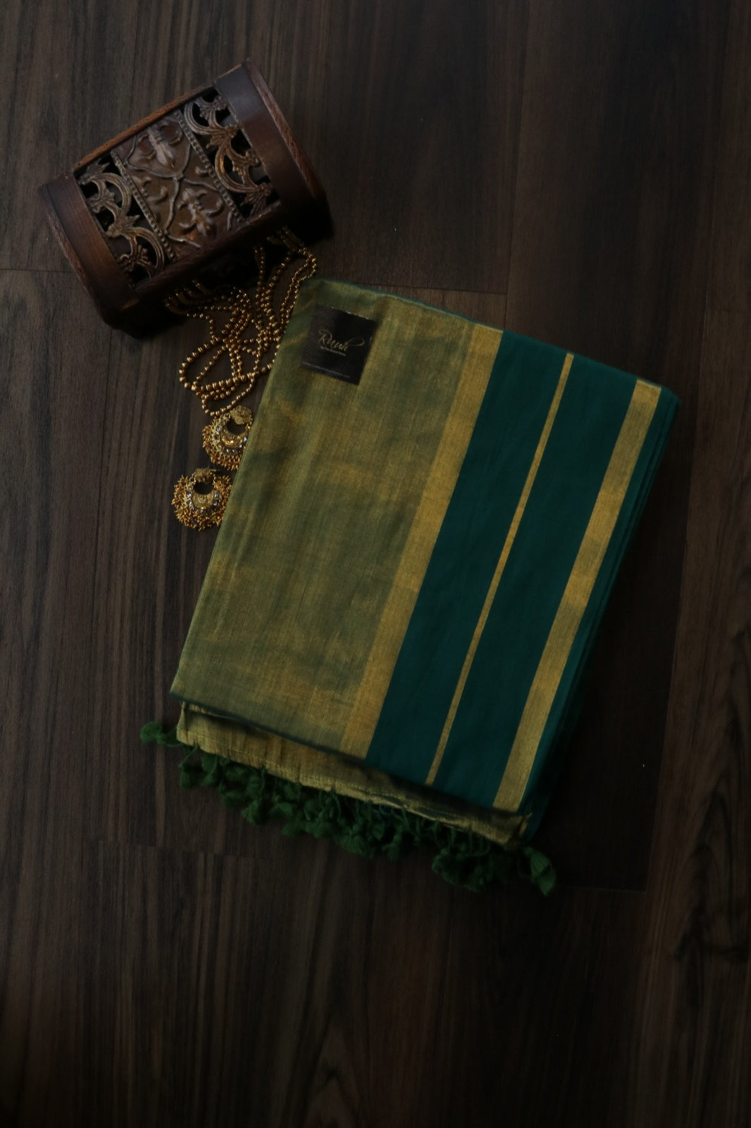 DARK GREEN MUL COTTON WITH ZARI TISSUE
