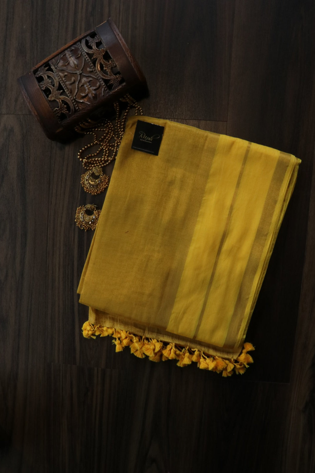 YELLOW MUL COTTON WITH ZARI TISSUE