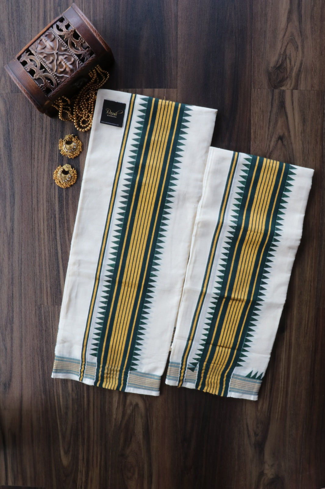 DARK GREEN TEMPLE BORDER SET MUND