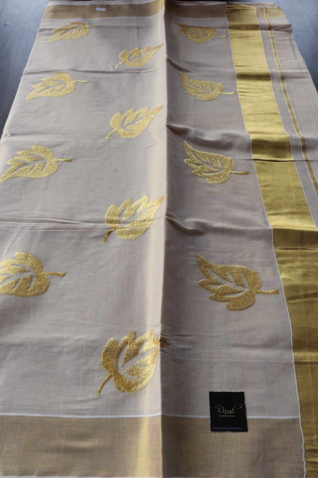 AALILA EMBROIDERY ON TISSUE