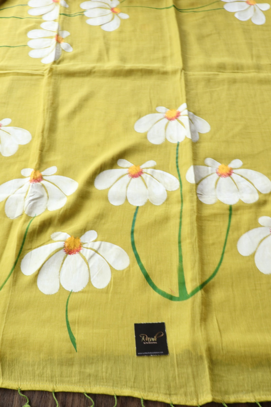 MEHENDI GREEN  MULMUL HANDPAINTED DAISY SAREE