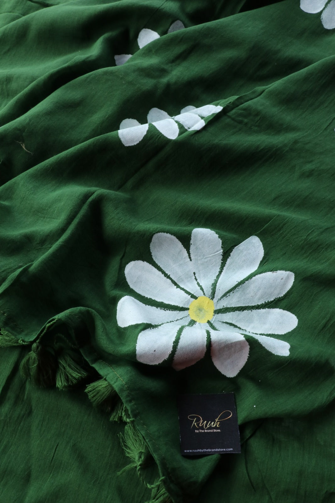 DARK GREEN DAISY HANDPAINTED MULMUL SAREE