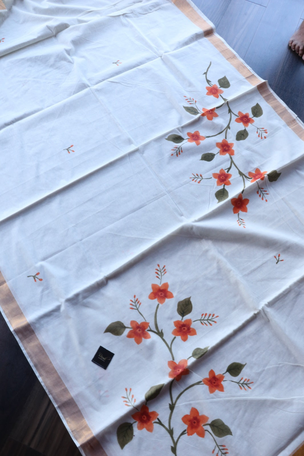 SMALL FLORAL HANDPAINT ON KERALA COTTON SAREE -PEACH