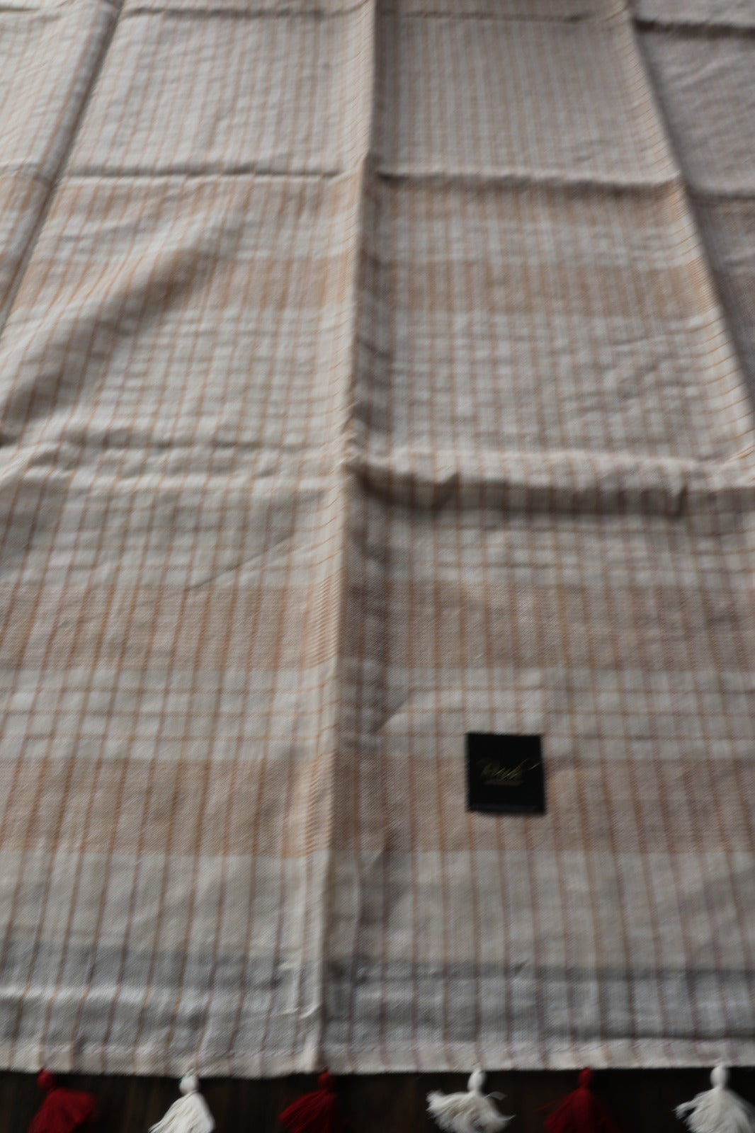 LINEN CHECKS WITH MAROON EDGING