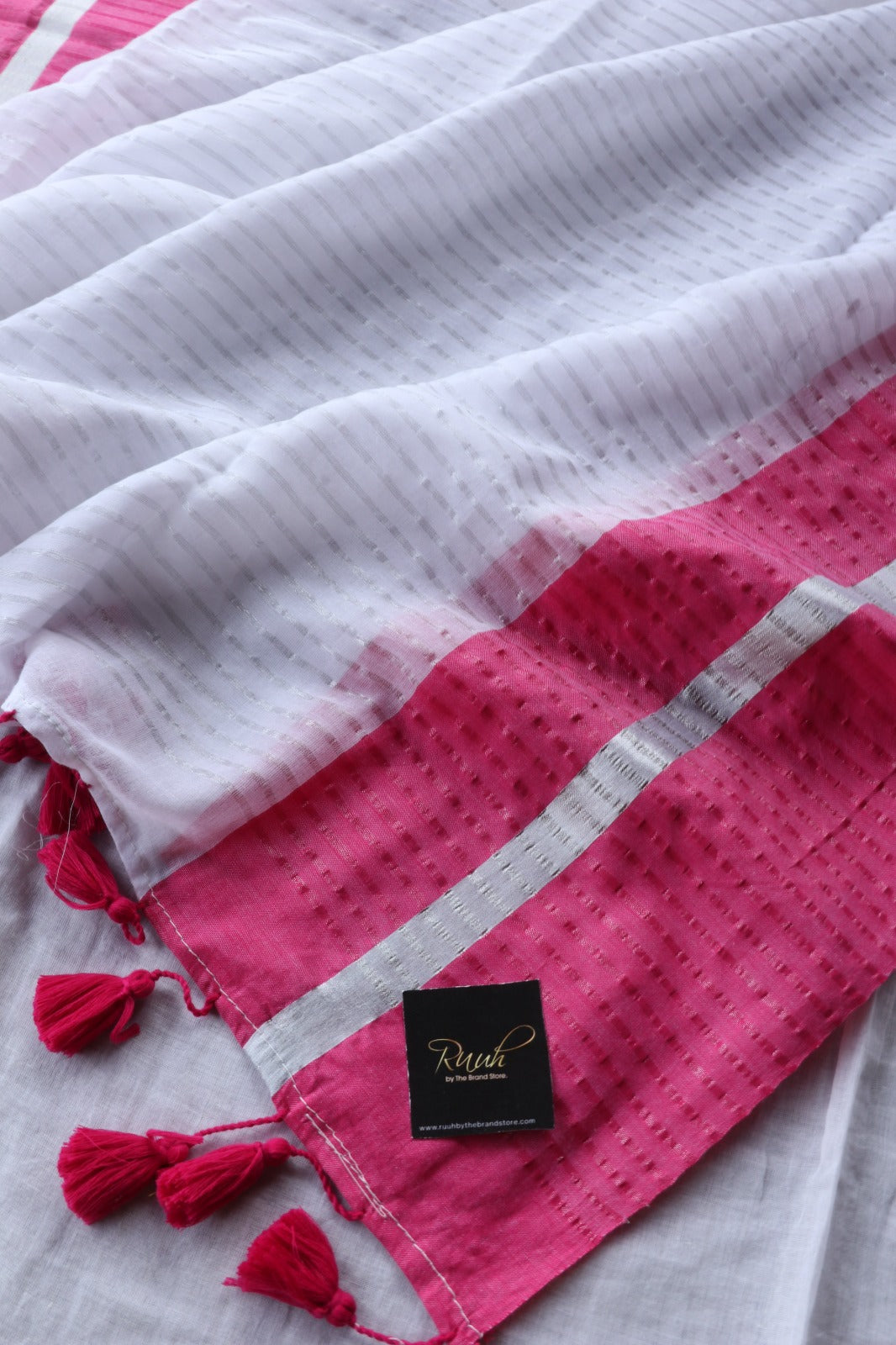 MULMUL SAREE WITH RANIPINK BORDER