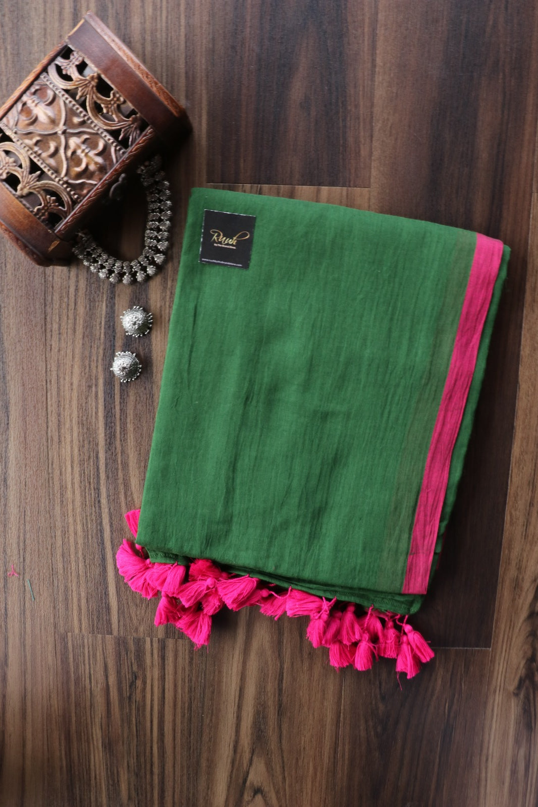GREEN - PINK PLAIN MULMUL SAREE