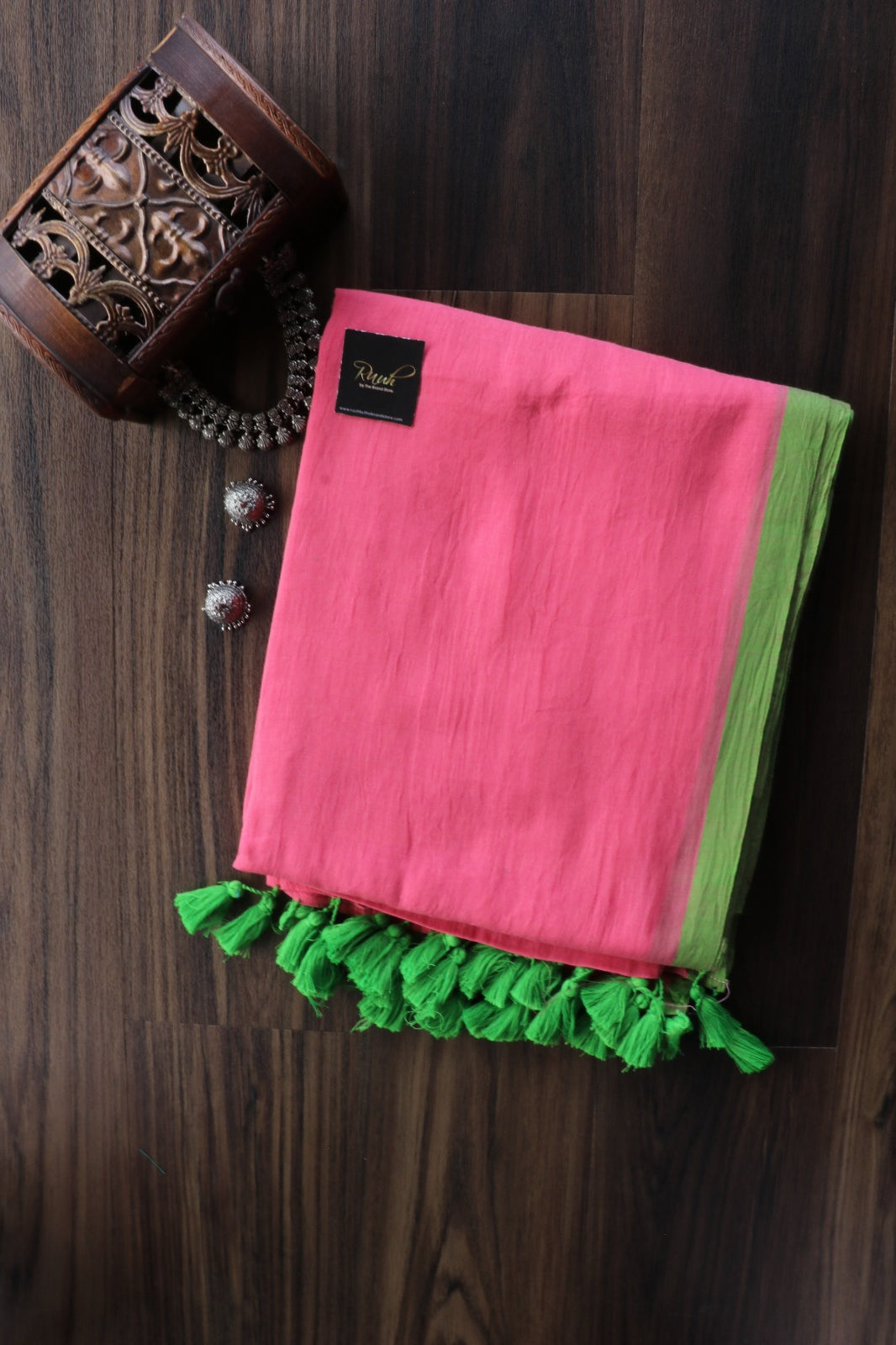 PINK - GREEN PLAIN MULMUL SAREE