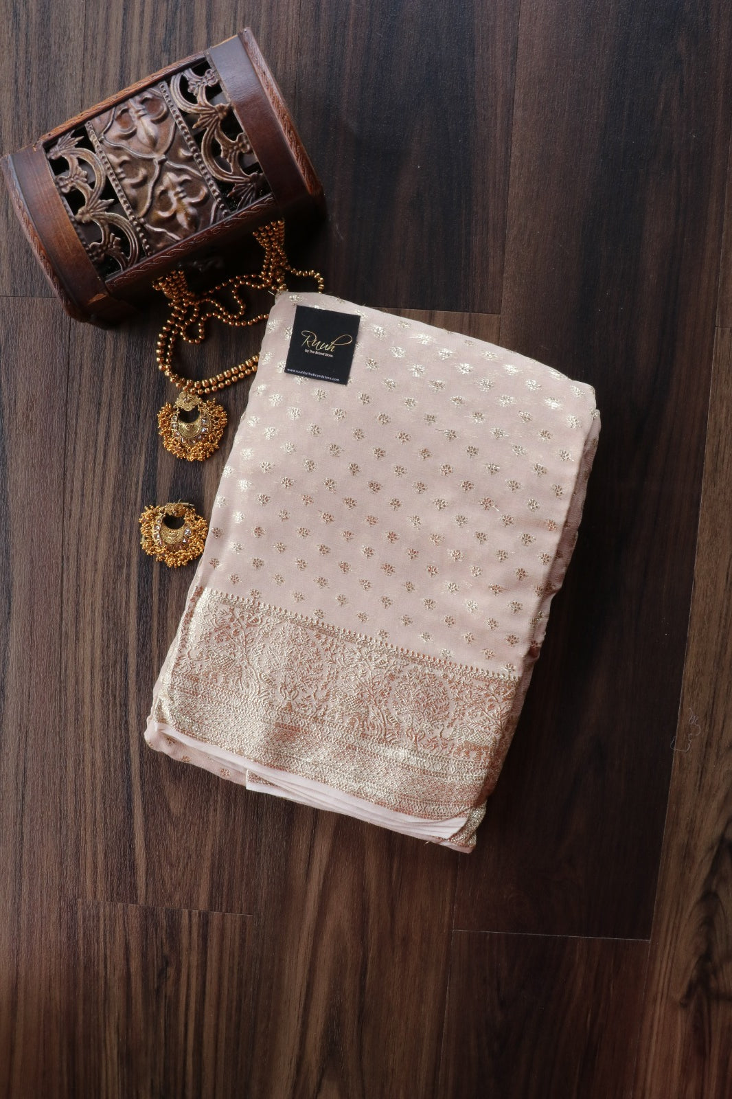 VISCOSE SAREE IN BEIGE COLOUR