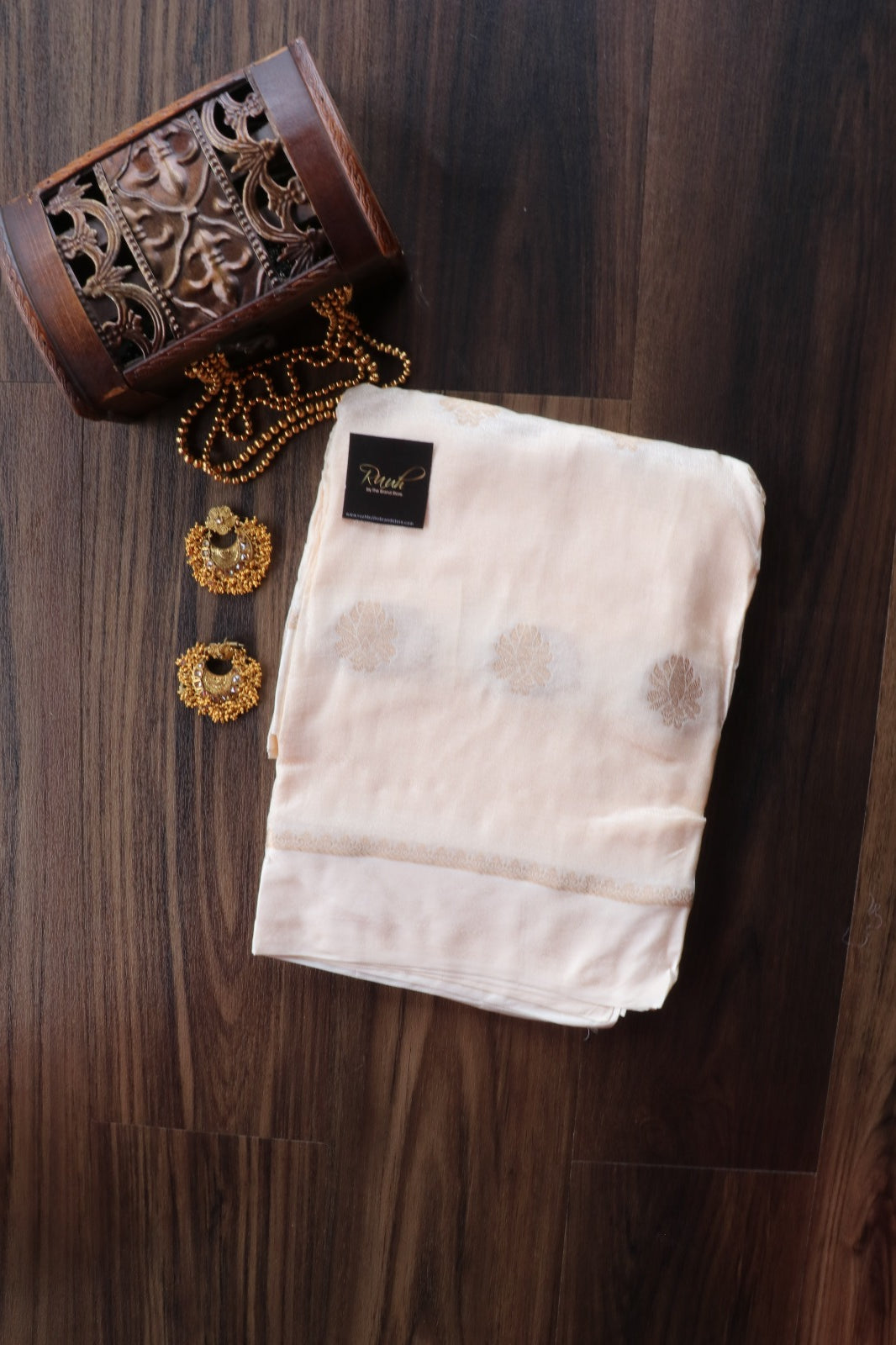 VISCOSE KHADI SILK IN CREAM COLOUR