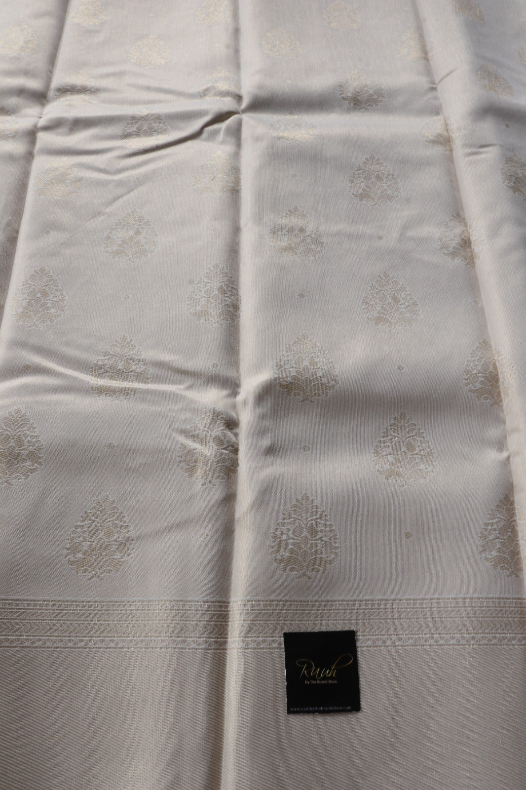 LIGHT GOLD FLORAL BUTTA SEMI SILK SAREE