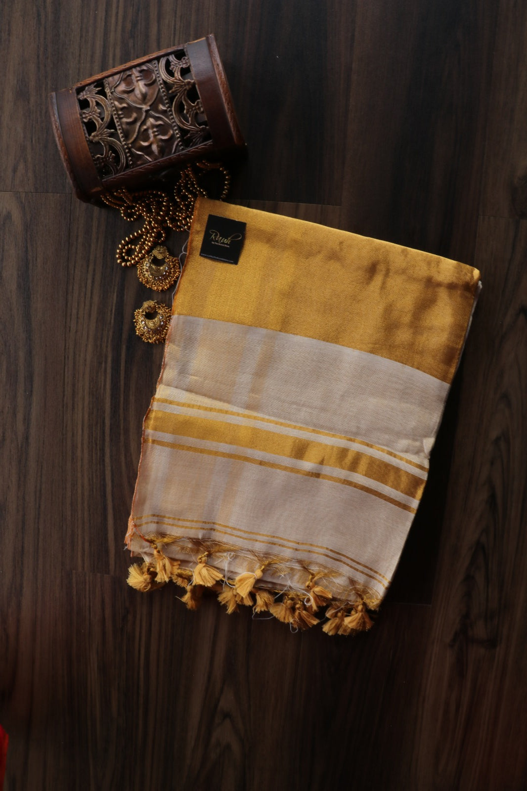 LINEN TISSUE GOLD COLOUR