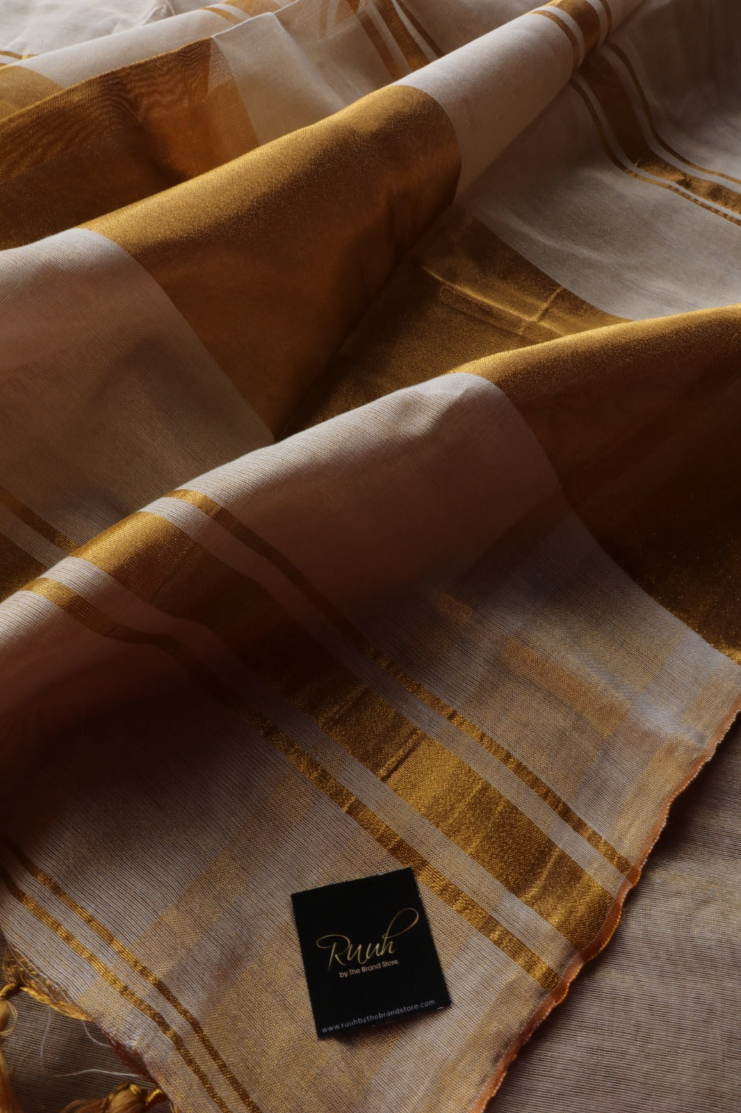 LINEN TISSUE GOLD COLOUR
