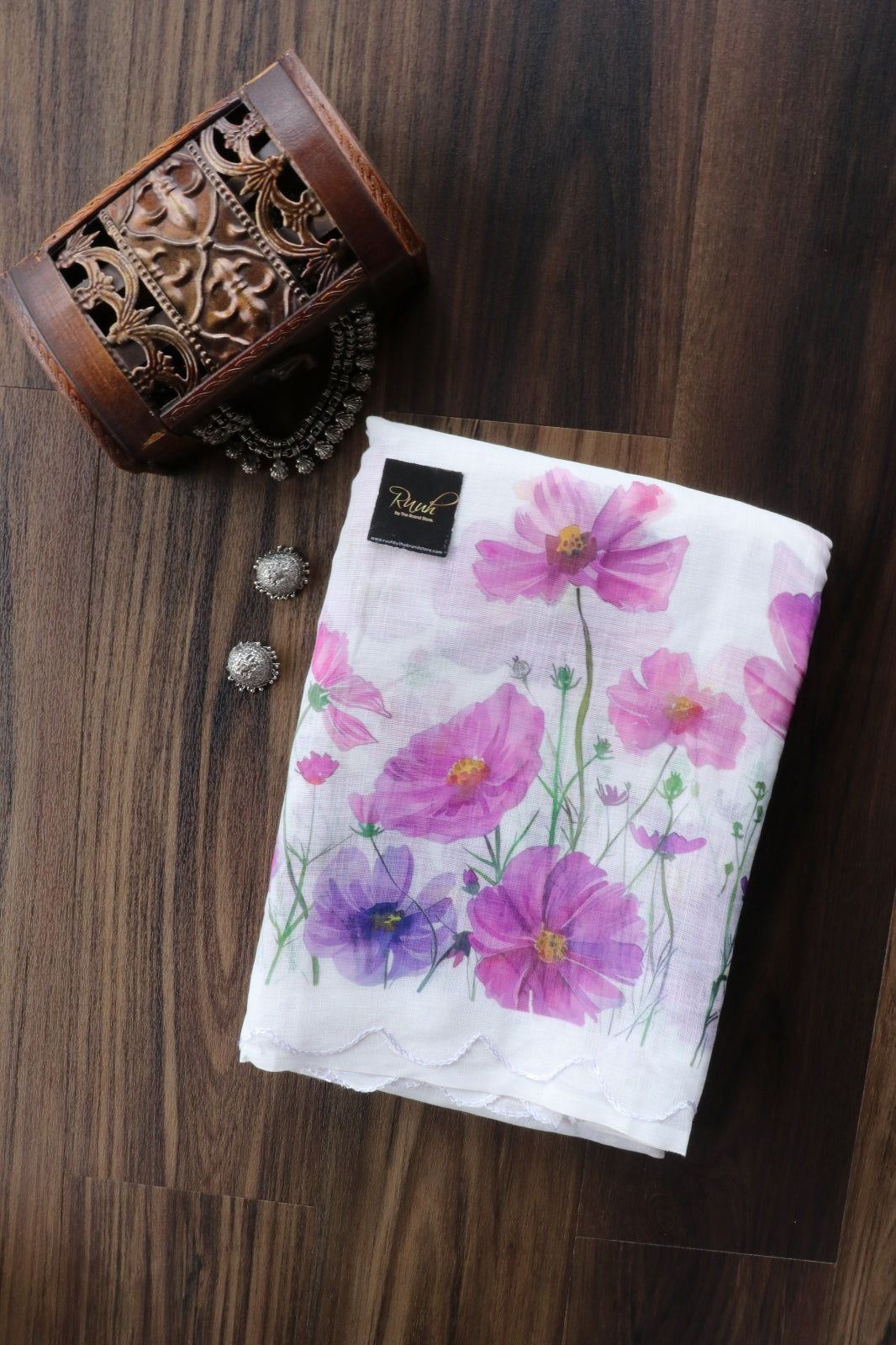 SEMI LINEN FLORAL PRINT SAREE 4