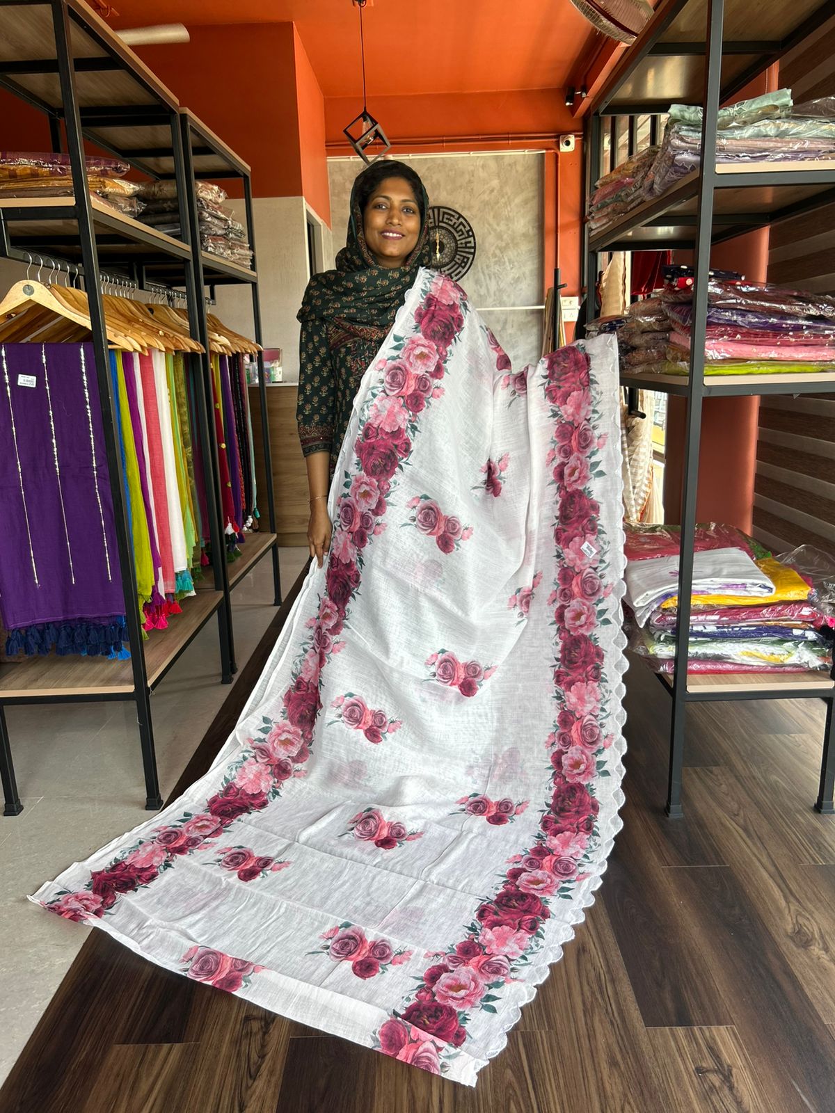 SEMI LINEN FLORAL PRINT SAREE 1