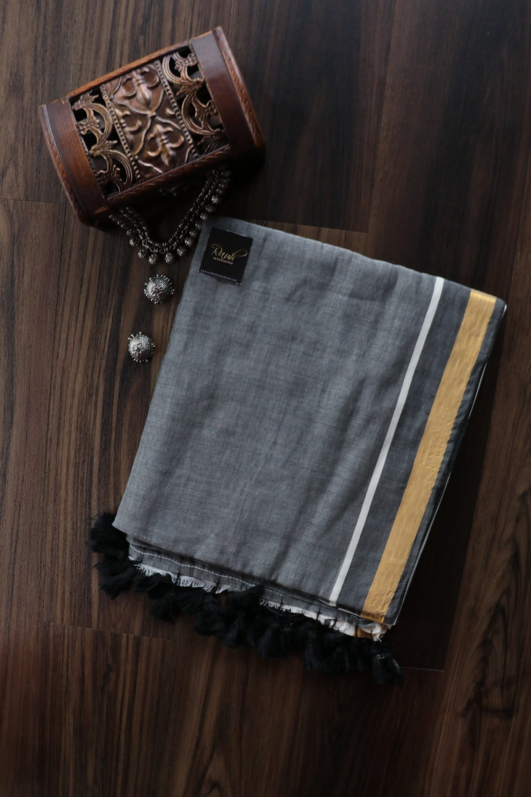 MUL COTTON IN GREY OFF WHITE COMBINATION