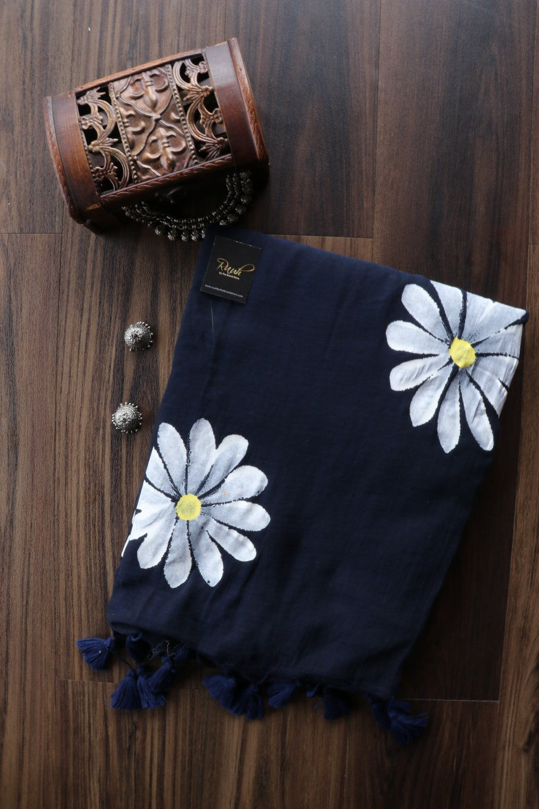 DARK BLUE MULMUL SAREE WITH DAISY HANDPAINT