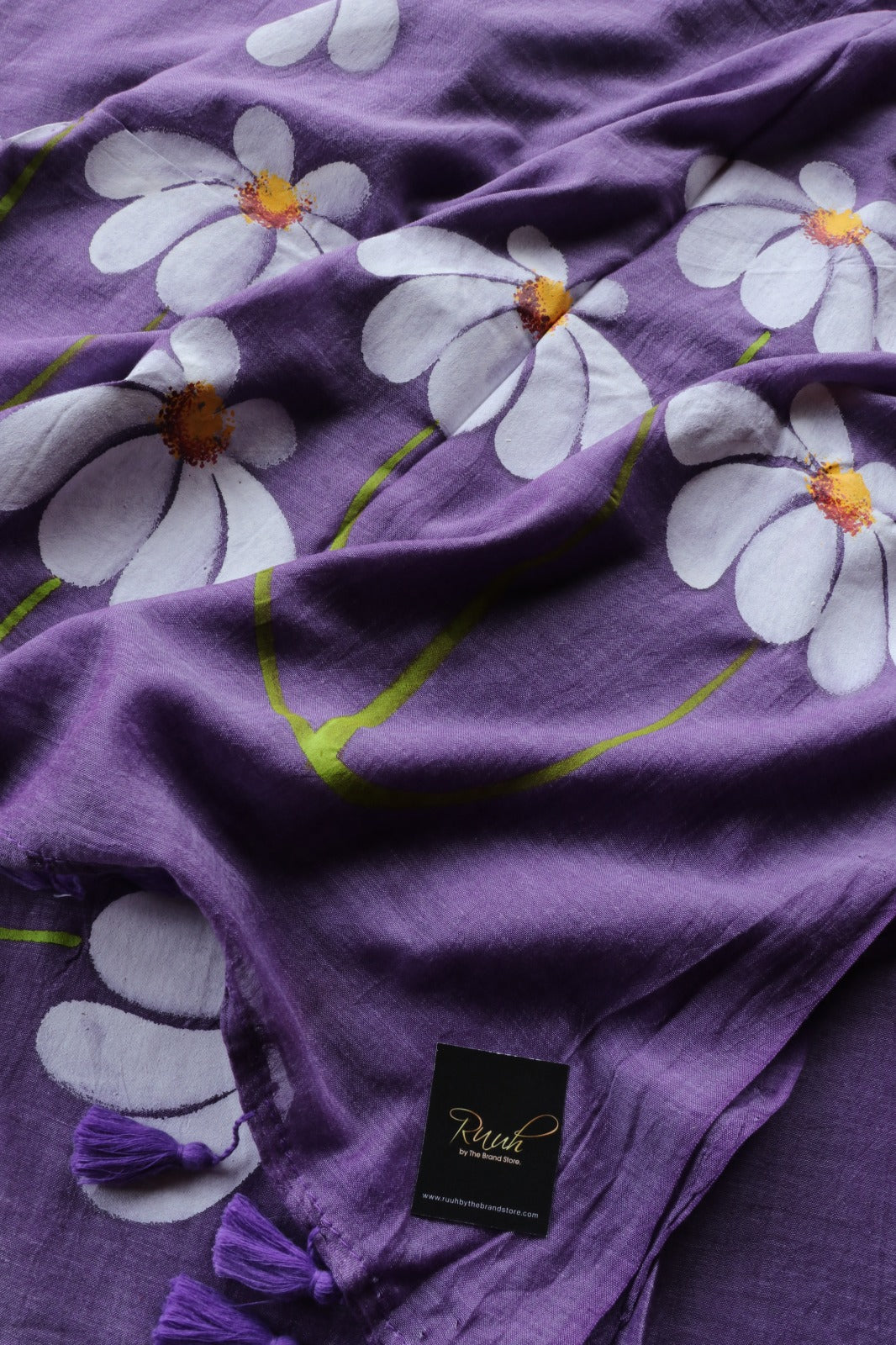 LAVENDER MULMUL HANDPAINTED DAISY SAREE