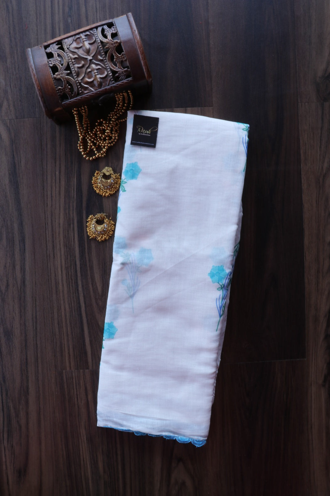 BLUE FLORAL PRINT  ON WHITE SEMI LINEN