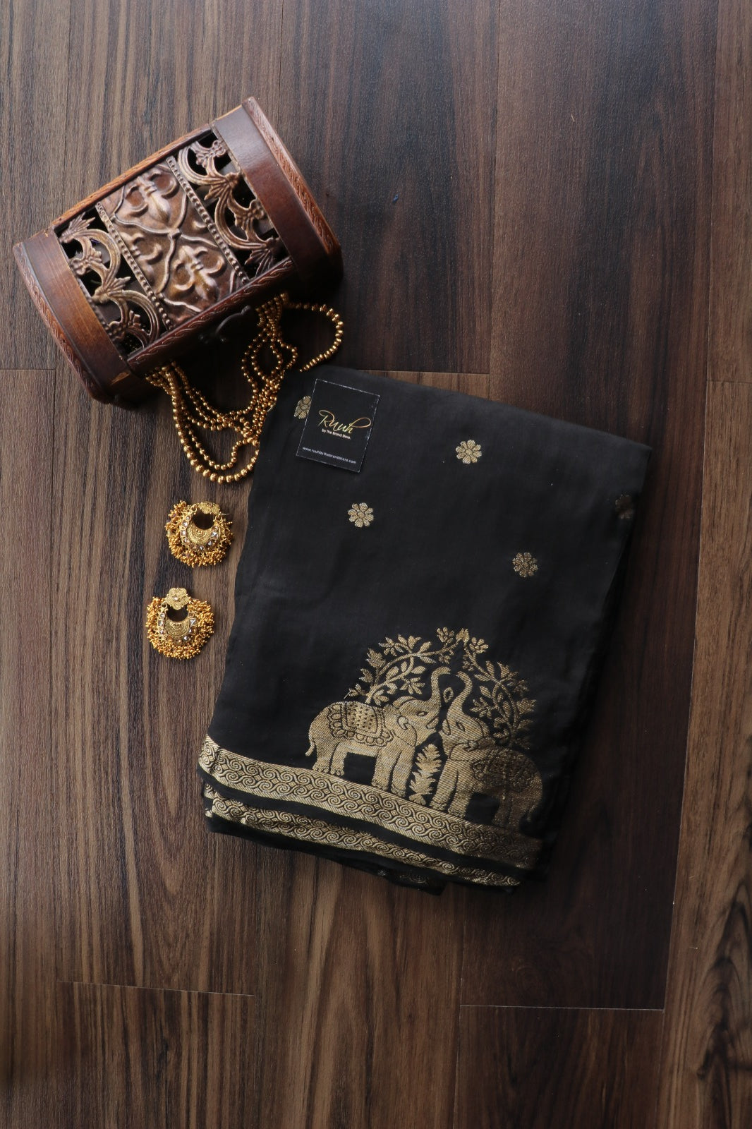 BLACK VISCOSE MUSLIN SILK SAREE