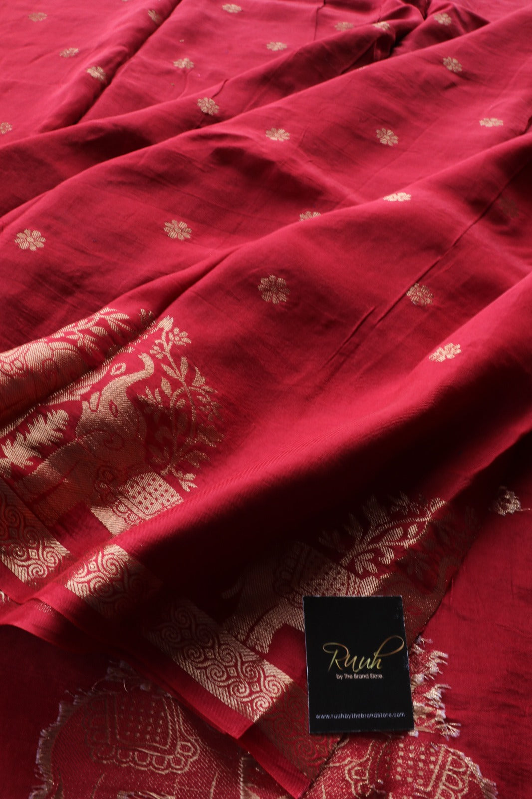 MAROONISH VISCOSE MUSLIN SILK SAREE