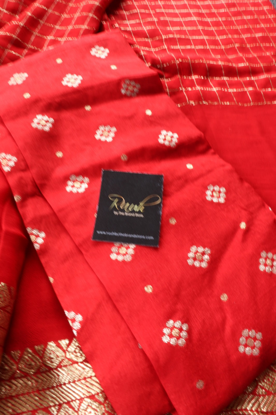 RED VISCOSE CHECKS SAREE