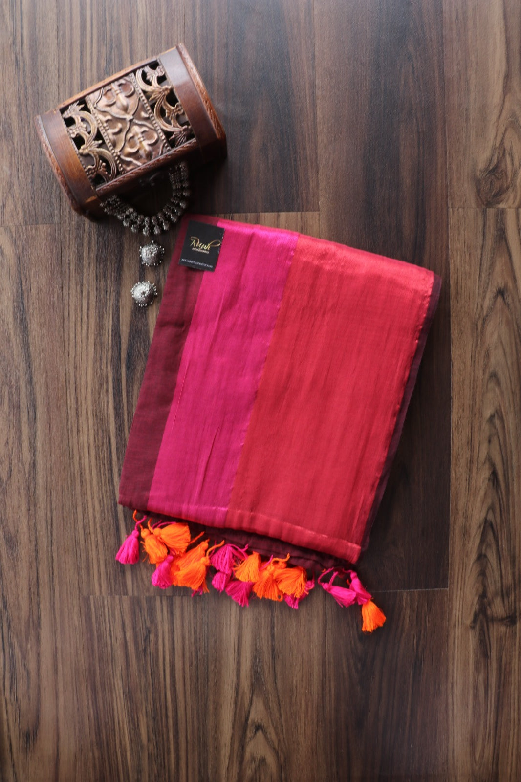 MAROON MULCOTTON WITH PINK & ORANGE BORDER