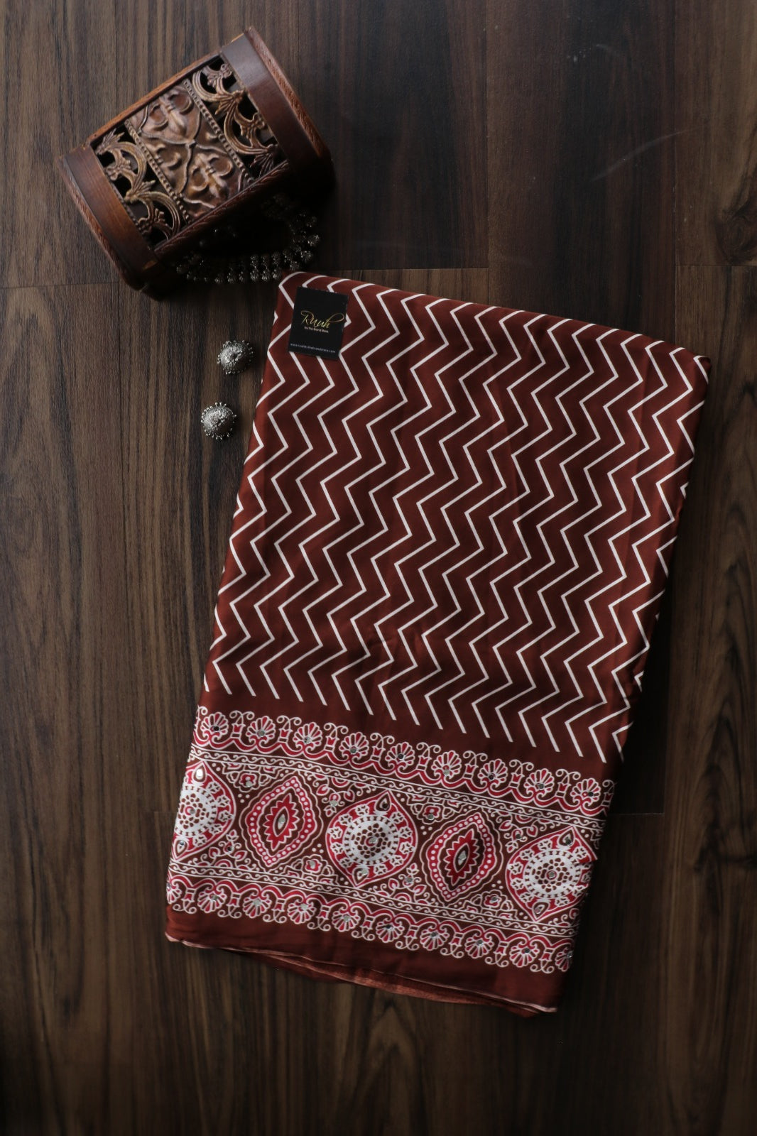 BROWN SEMI MODAL IN ZIGZAG PATTERN