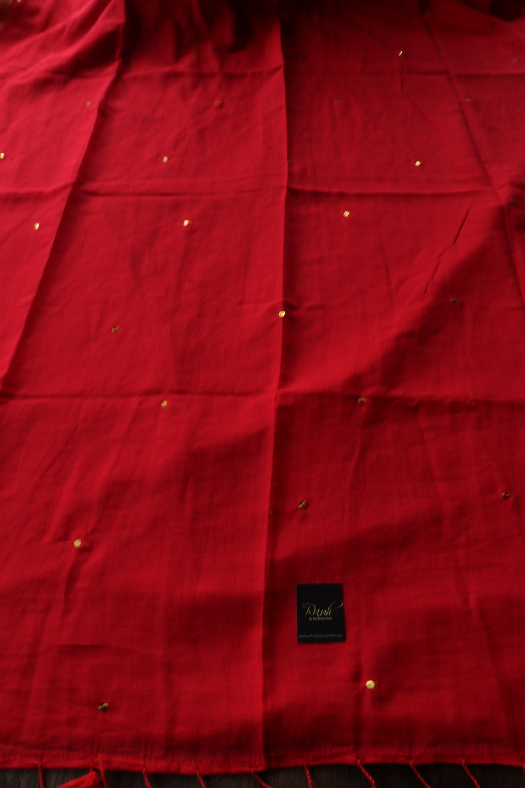 RED MULMUL ZARI BORDER WITH SEQUENCE