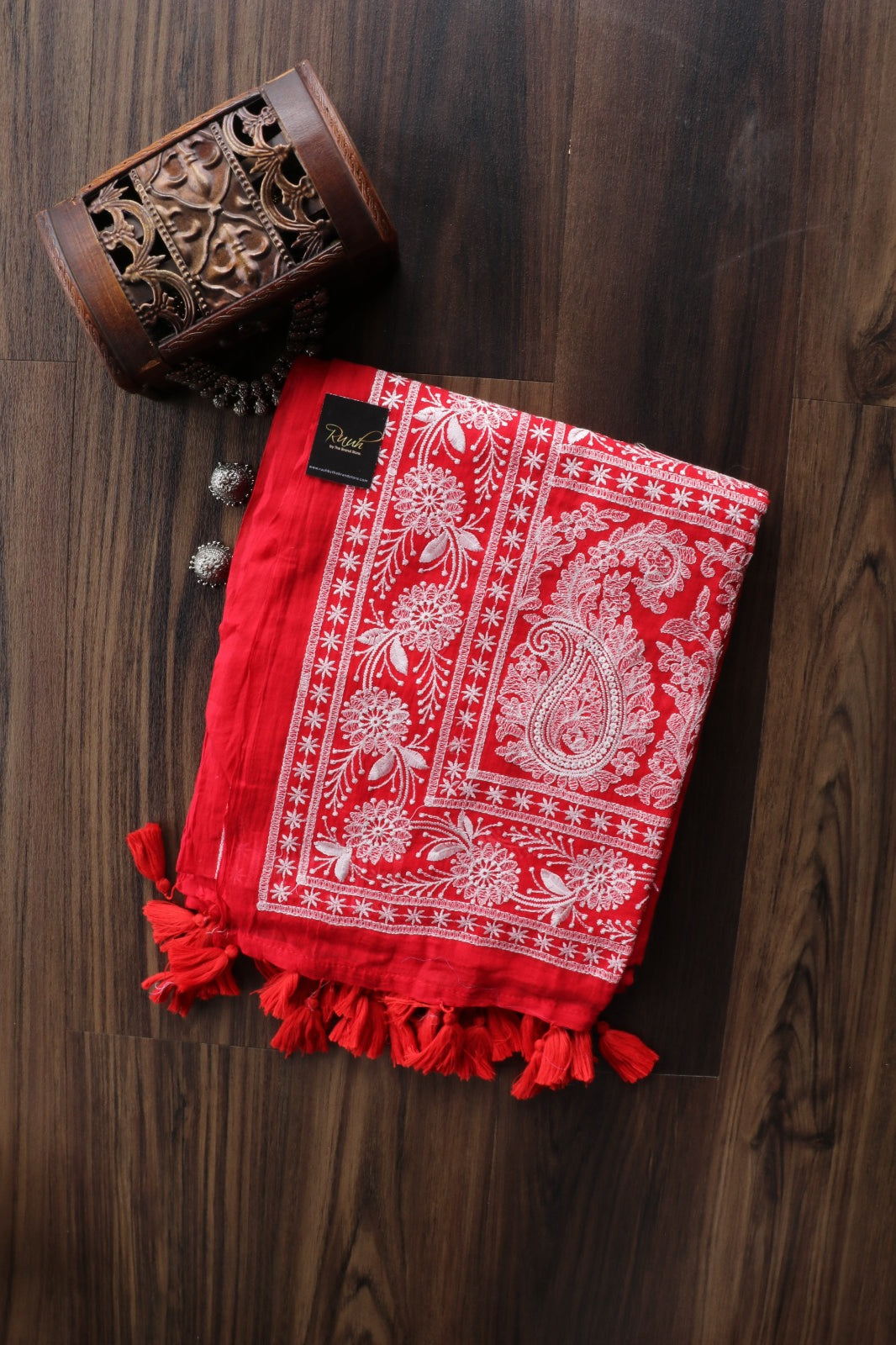 RED MULMUL EMBROIDERY