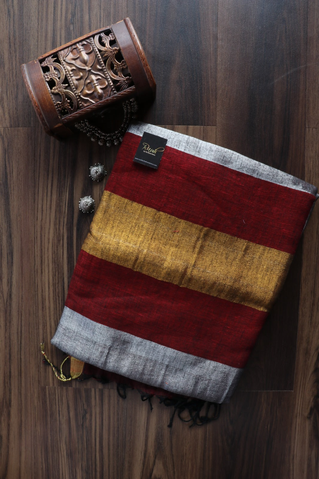 MAROON LINEN SAREE