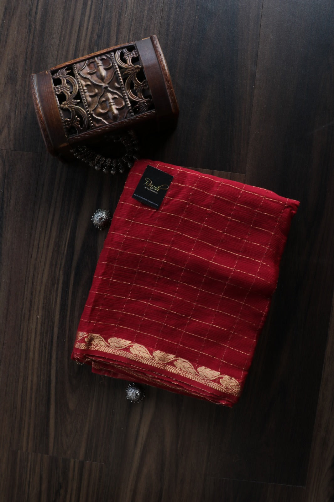 MAROON VISCOSE CHINNON SAREE