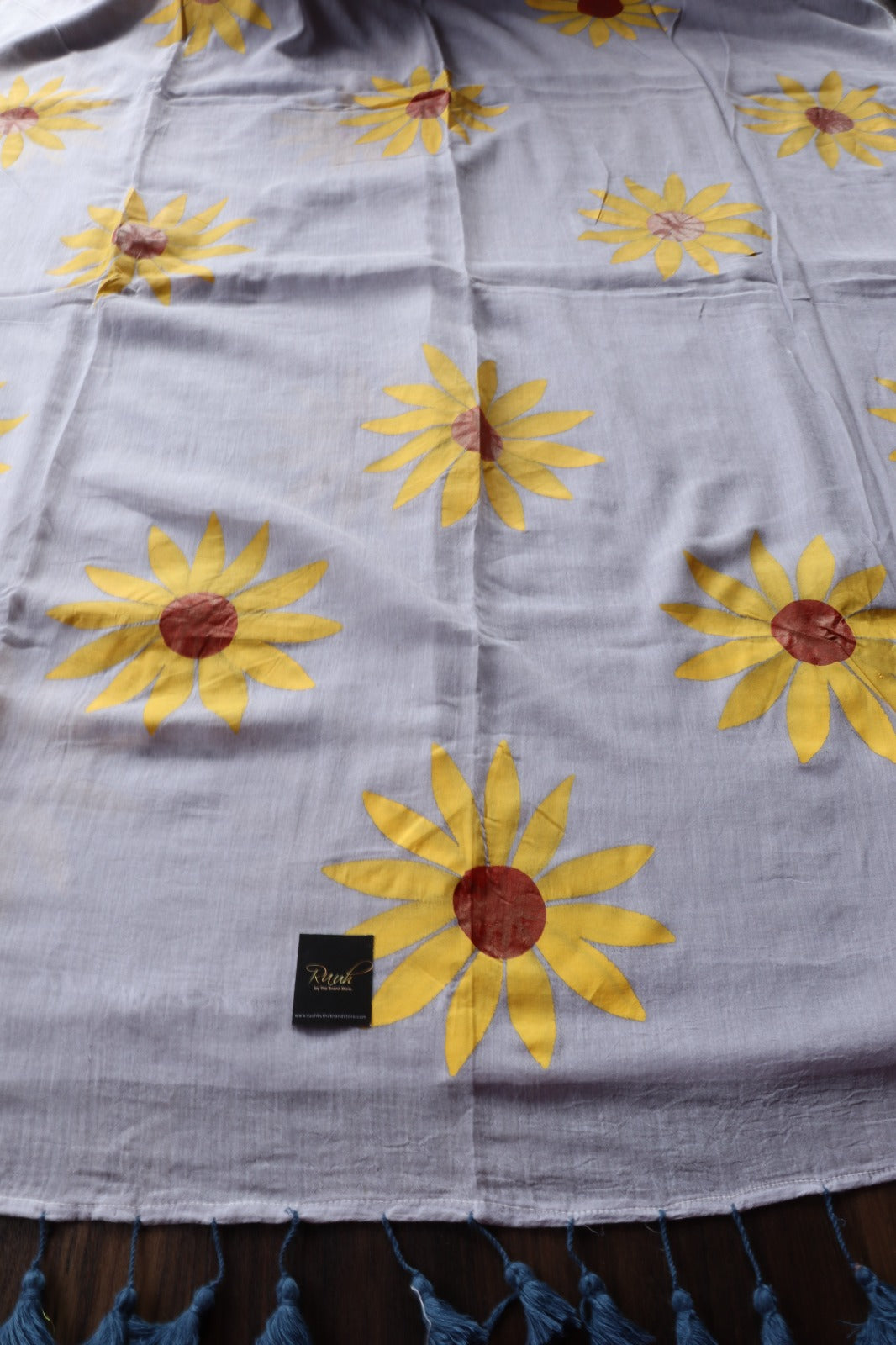LIGHT GREY MULMUL SUNFLOWER HANDPAINT SAREE