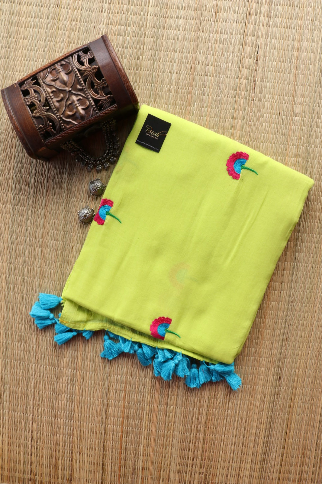 NEON MULMUL FLORAL EMBROIDERY SAREE