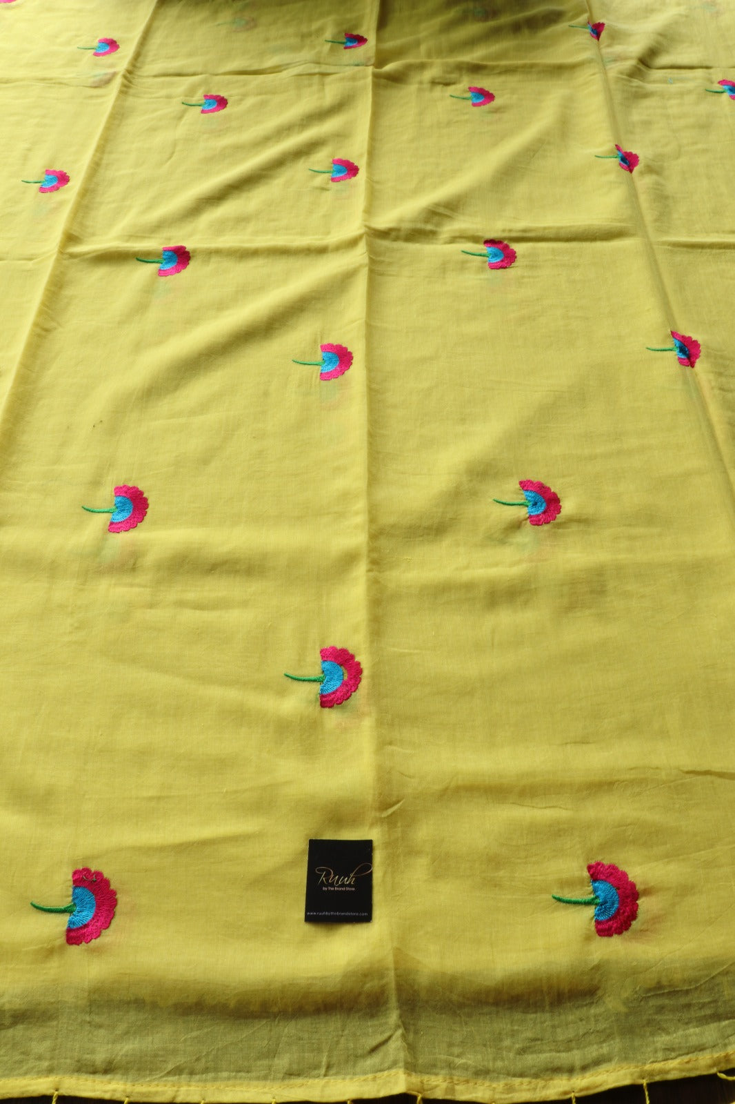 YELLOW MULMUL FLORAL EMBROIDERY SAREE