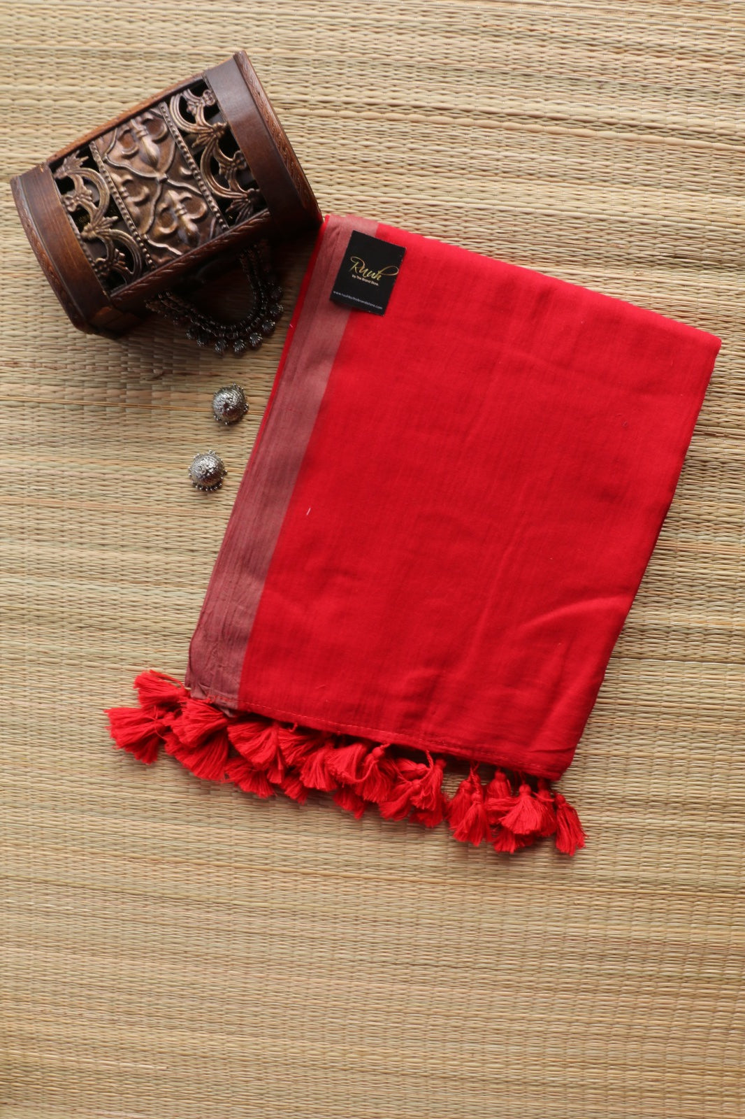 RED - PINK PLAIN MULMUL SAREE
