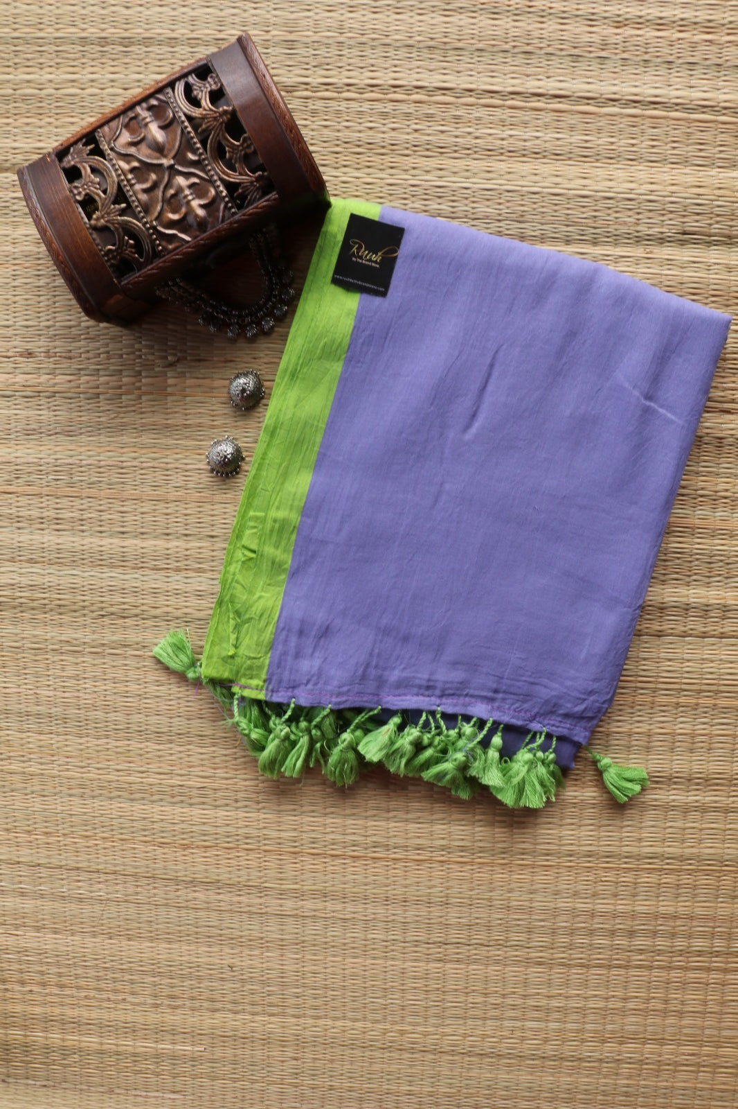 LAVENDER - GREEN PLAIN MULMUL SAREE