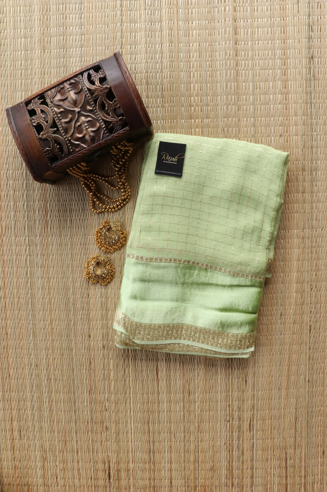 LIGHT PISTA VISCOSE CHECK SAREE